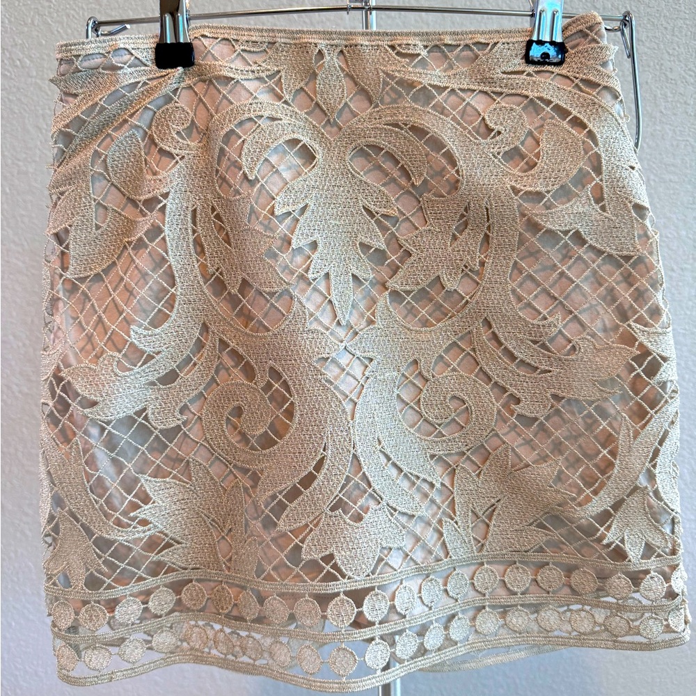 Women’s Express Cream Shimmer skirt